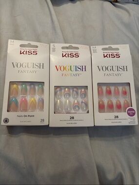 Kiss Voguish Fantasy Multicolor French Tip Press-On Nails